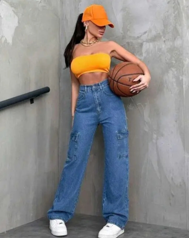 "Chill and Trendy: Oversized Jeans for Every Girl"