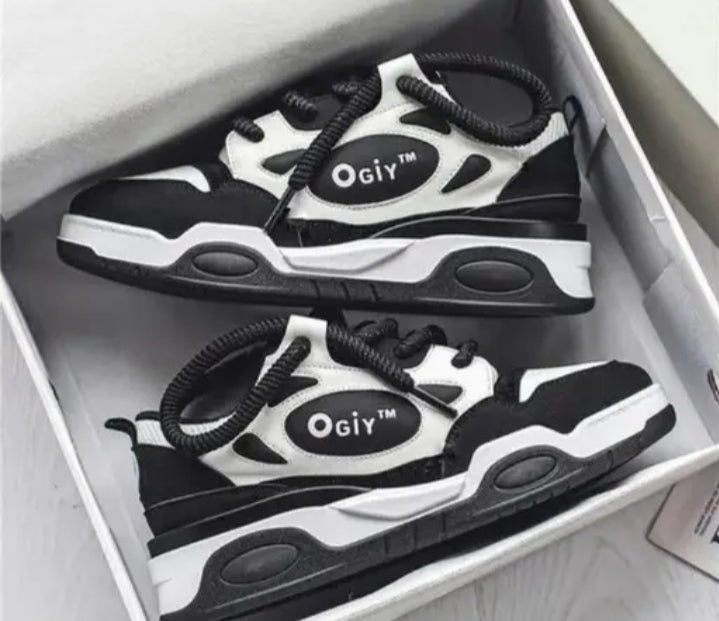 "Effortless Style: Men’s Oggy Shoes for Every Occasion"
