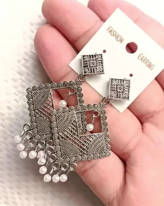 "Mix and Match: Trendy Earring Combos for Girls"