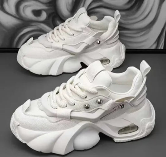 Urban Chill White Kicks